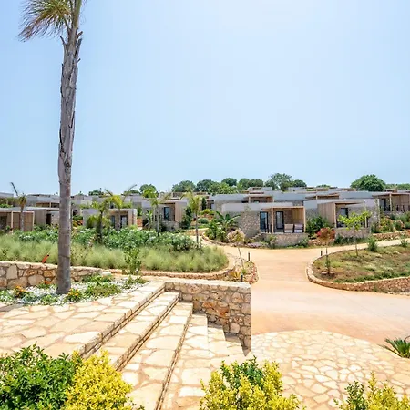 リゾート Arameras 4*