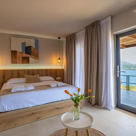 Arameras 4* Ksamil