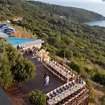 Arameras Resort