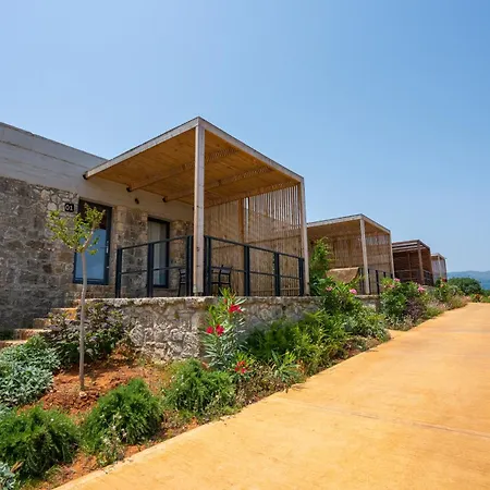 Arameras Resort 4*