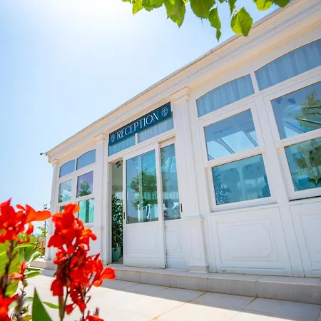 Resort Arameras Ksamil