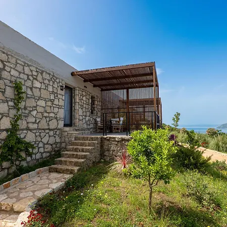Arameras Rezort 4*