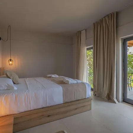 Arameras Resort 4*